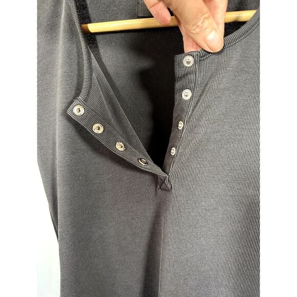 KITTENISH Women's Brooklyn Rae Ribbed Snap Front Fitted Bodysuit Gray Medium - Picture 3 of 10